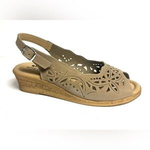 Spring Step Womens Orella Slingback Sandal Beige Nubuck Size 41  US 9.5-10